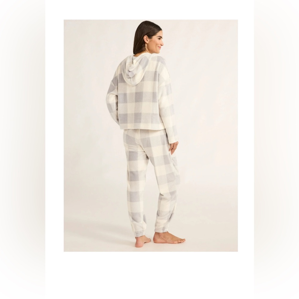 Women's Plaid Pajama Set - Gray and White - Picture 3 of 6